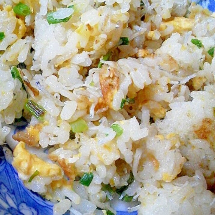 しらすにんにくチャーハン レシピ 作り方 By Toku Jiro 0707 楽天レシピ